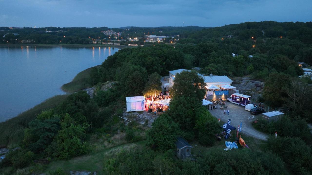 Surfviken Glamping And B&B Stenungsund Exterior foto